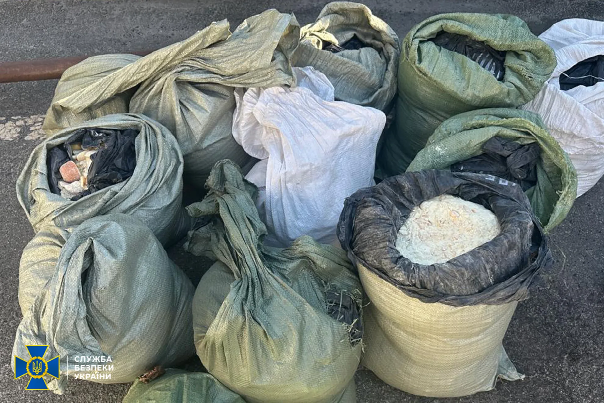 Attempted Sale of Half a Ton of TNT: Armed Forces Unit Commander Exposed in Kharkiv Region